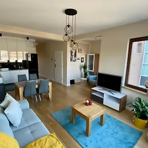 Gustav , Bruxelles Belgio
