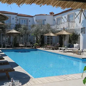 https://kalamata-hotel.aegeanhotels.net