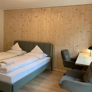 Waldblick - Neubau - Self-check-in - Kein Verkehr - Am Wald - Parkplaetze Vor Tuer - Or Double Apartment Innsbruck